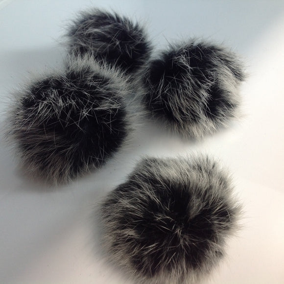 Frankie Fur Pom Pom